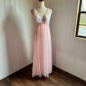 Vintage 50s Cottage Pink Floral Maxi Nightgown 34